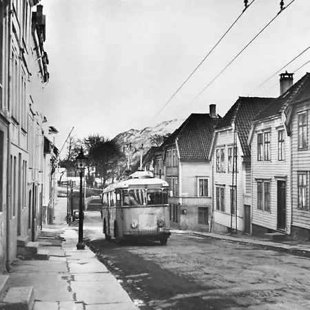 Dinbnb Homes I 700m To Bryggen & Street Parking Vakantiehuis *