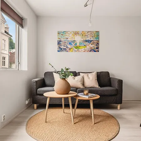 Dinbnb Homes I 700m To Bryggen & Street Parking بيت للعطل *